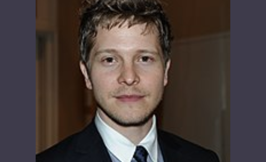 Matt Czuchry Early Life