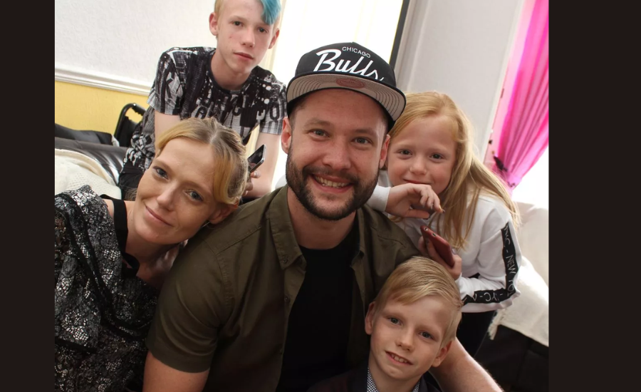 Calum Scott Family And Siblings